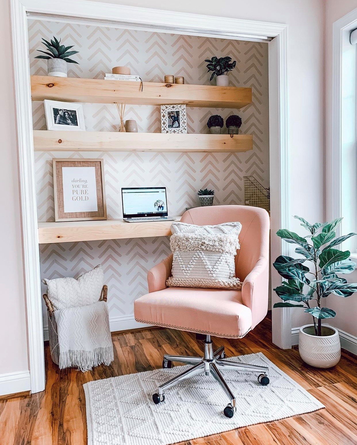 Cloffice - Office within a closet